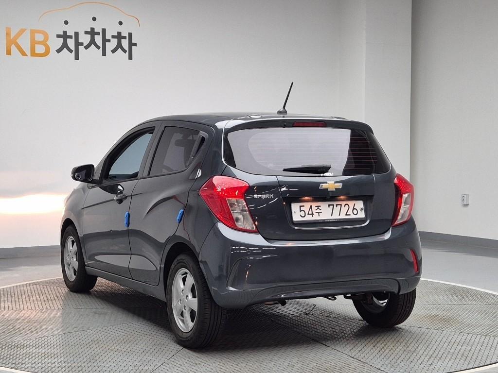 Chevrolet Spark - Vista 3