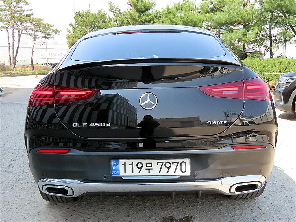 Mercedes Benz GLE Class - Vista 4