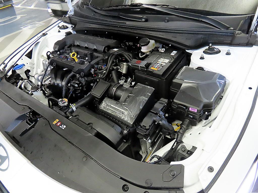 HYUNDAI Avante 2026 Blanco - Importación desde Corea - HF Imports Iquique - Foto 18