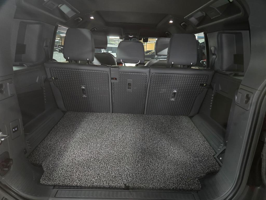 Land Rover Defender - Vista 11