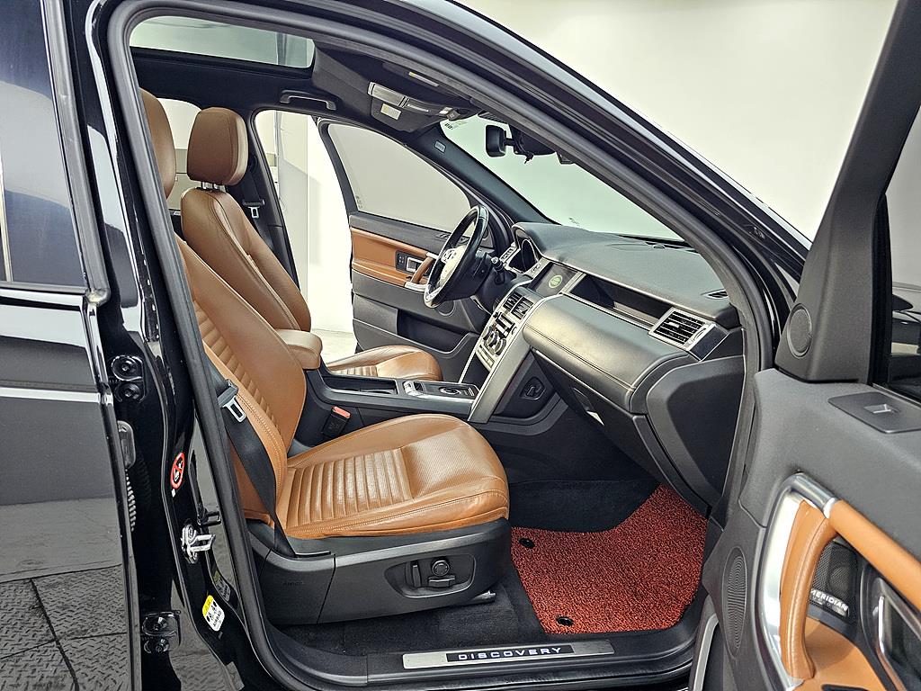 Land Rover Discovery Sports - Vista 11