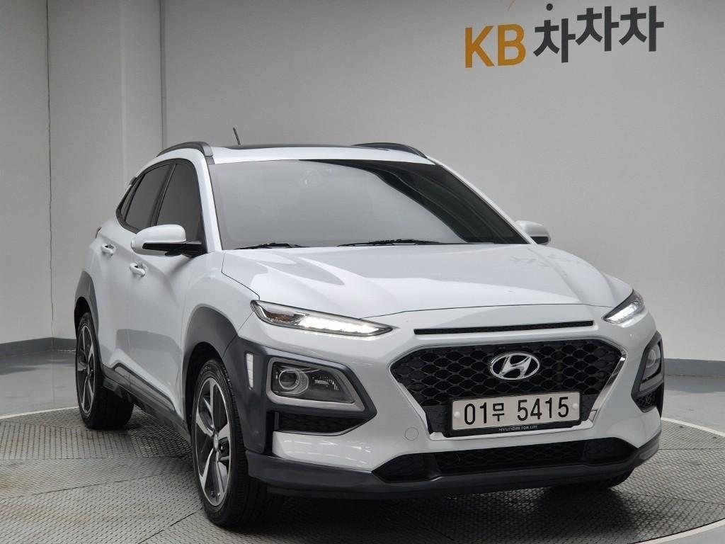 HYUNDAI Kona - Vista 4