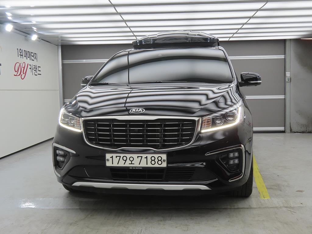 KIA Carnival - Vista 2