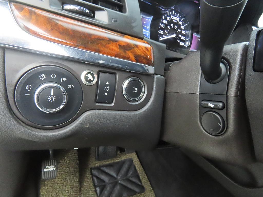 Lincoln MKS - Vista 12