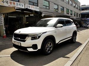 KIA Seltos - Vista 4