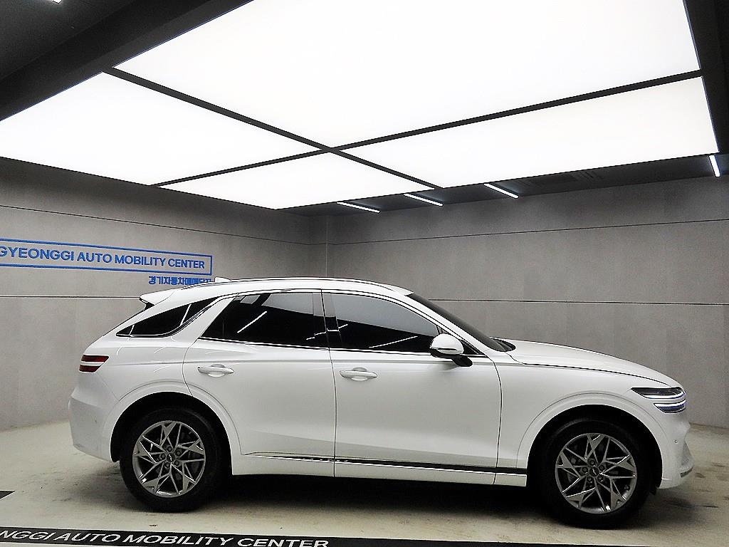 Genesis GV70 - Vista 2