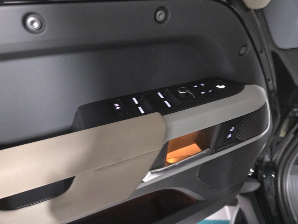 Land Rover Defender - Vista 7