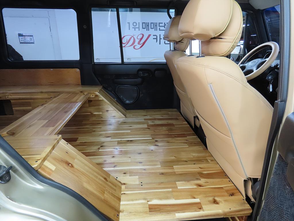 HYUNDAI Galloper - Vista 6