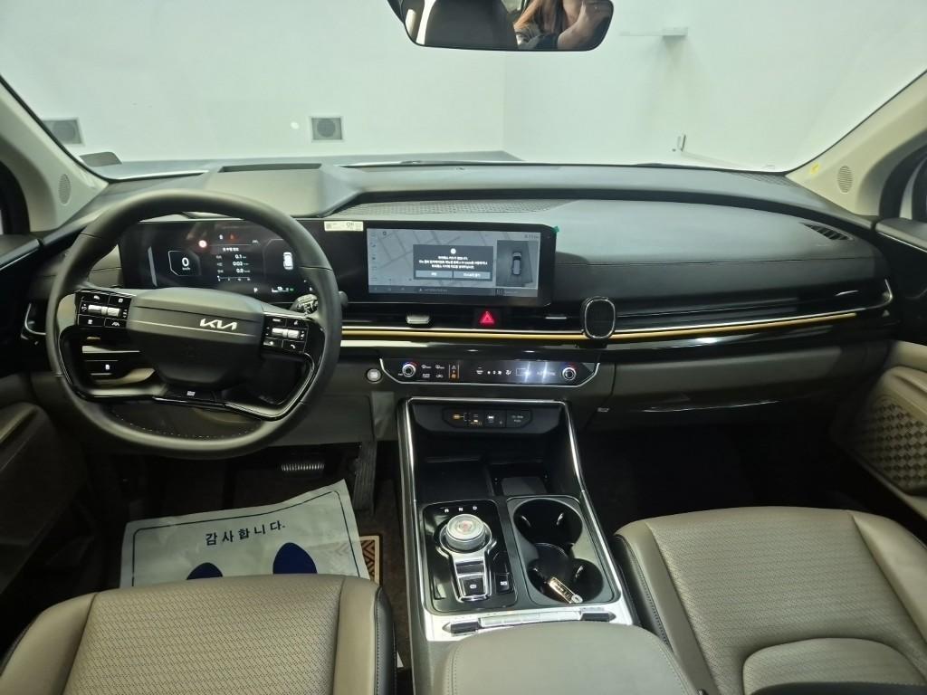 KIA Carnival - Vista 7