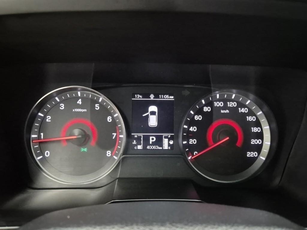 Ssangyong Tivoli - Vista 6