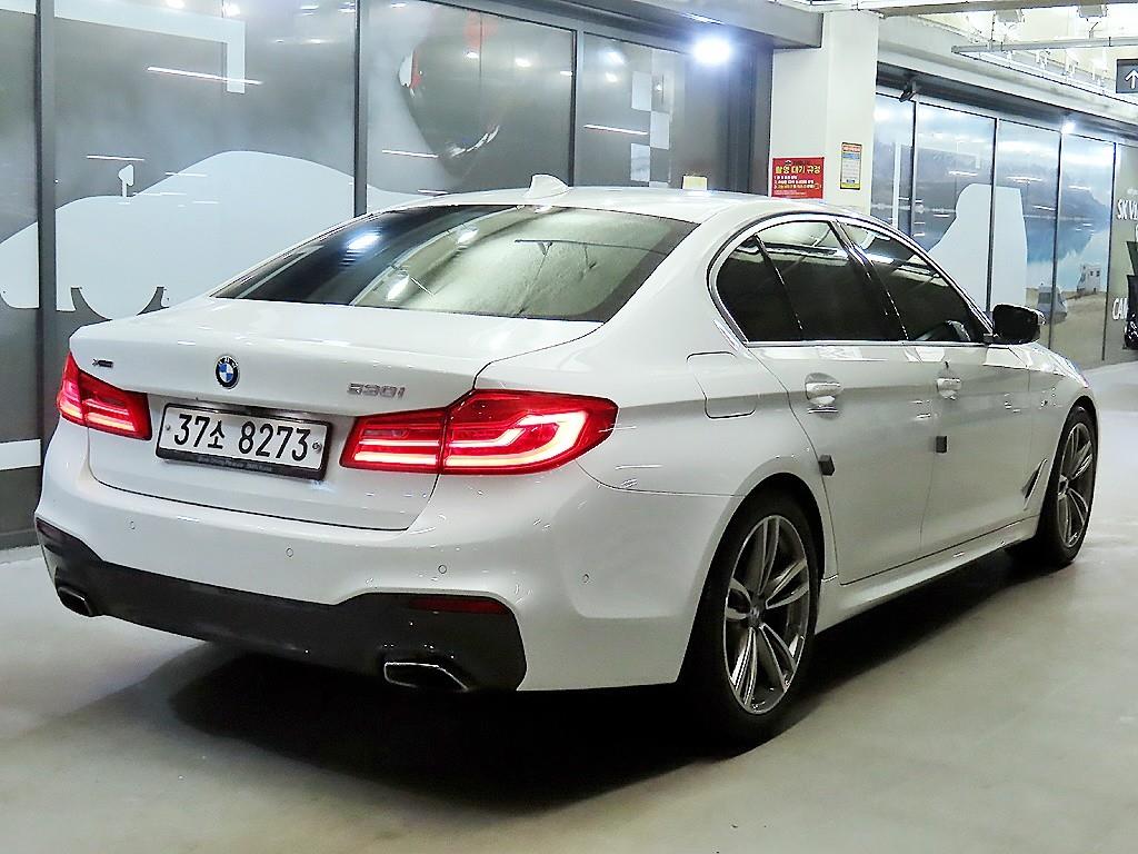BMW 5 Series - Vista 4