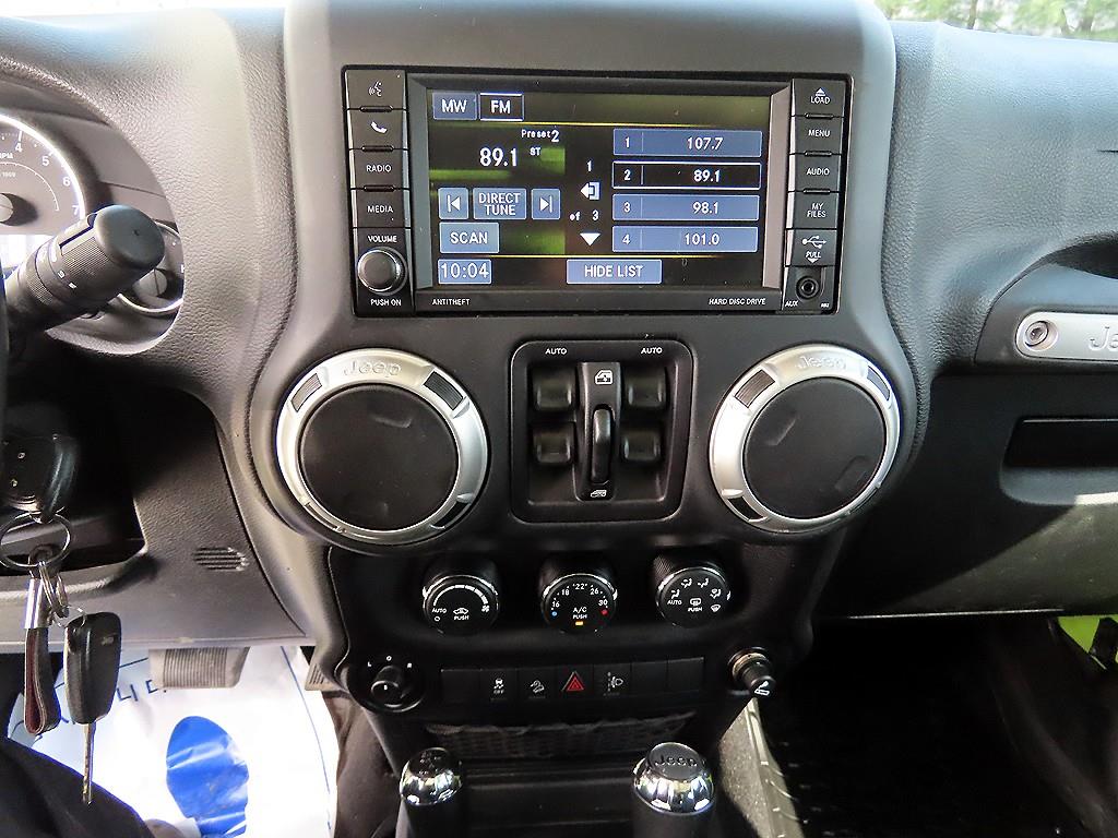 Jeep Wrangler 2016 Verde - Importación desde Corea - HF Imports Iquique - Foto 13