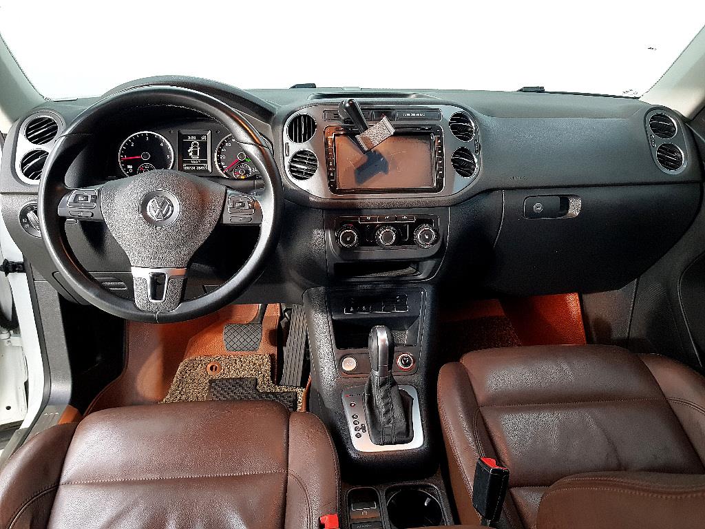 Volkswagen Tiguan - Vista 5