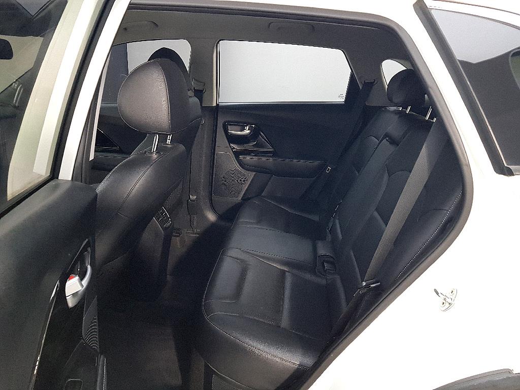 KIA Niro - Vista 9