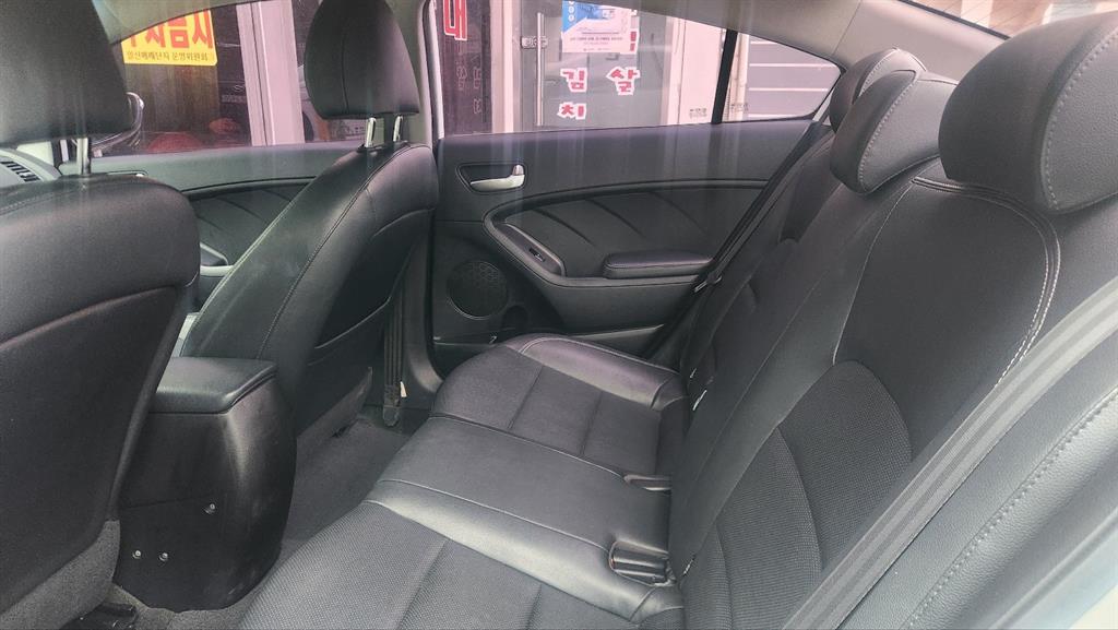 KIA K3 2013 Blanco - Importación desde Corea - HF Imports Iquique - Foto 16