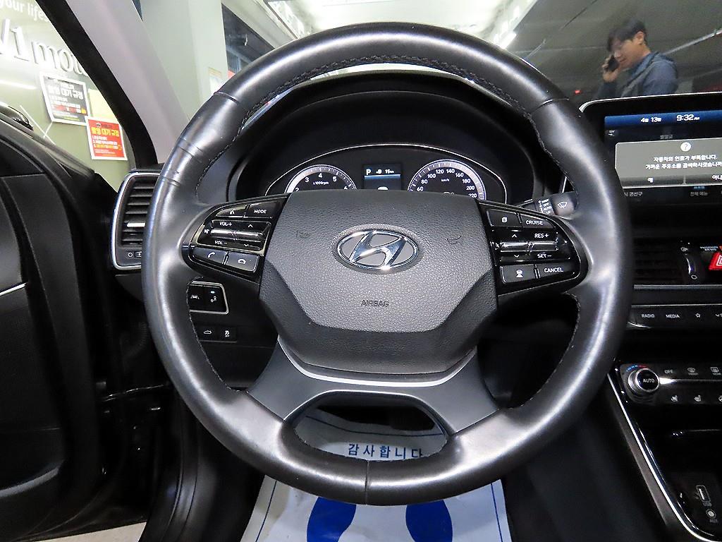 HYUNDAI Grandeur - Vista 8