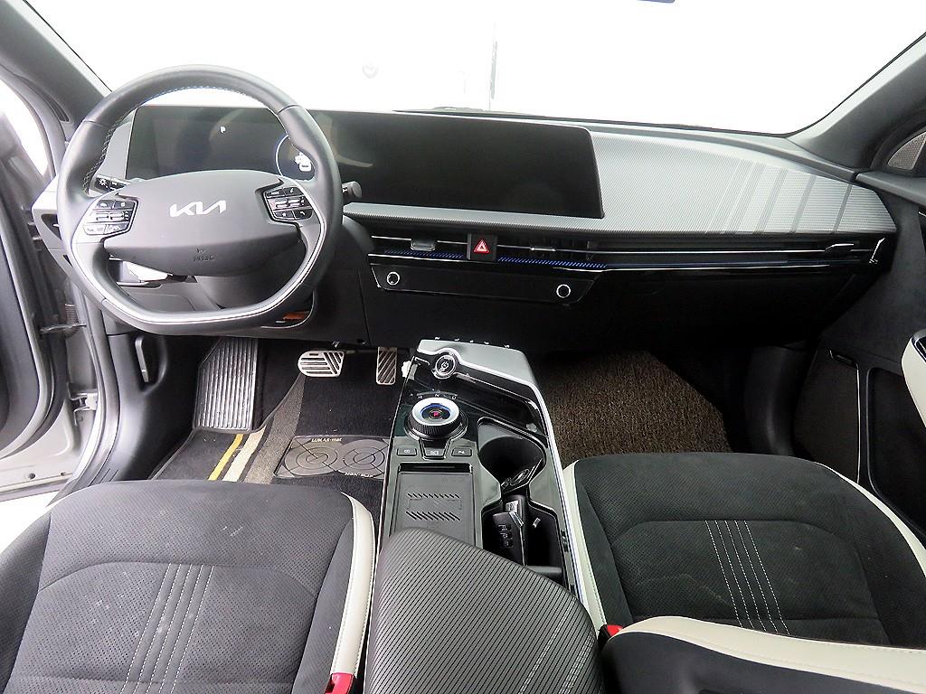 KIA EV6 - Vista 9