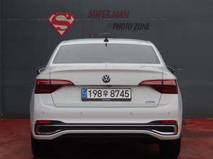 Volkswagen Jetta - Vista 8