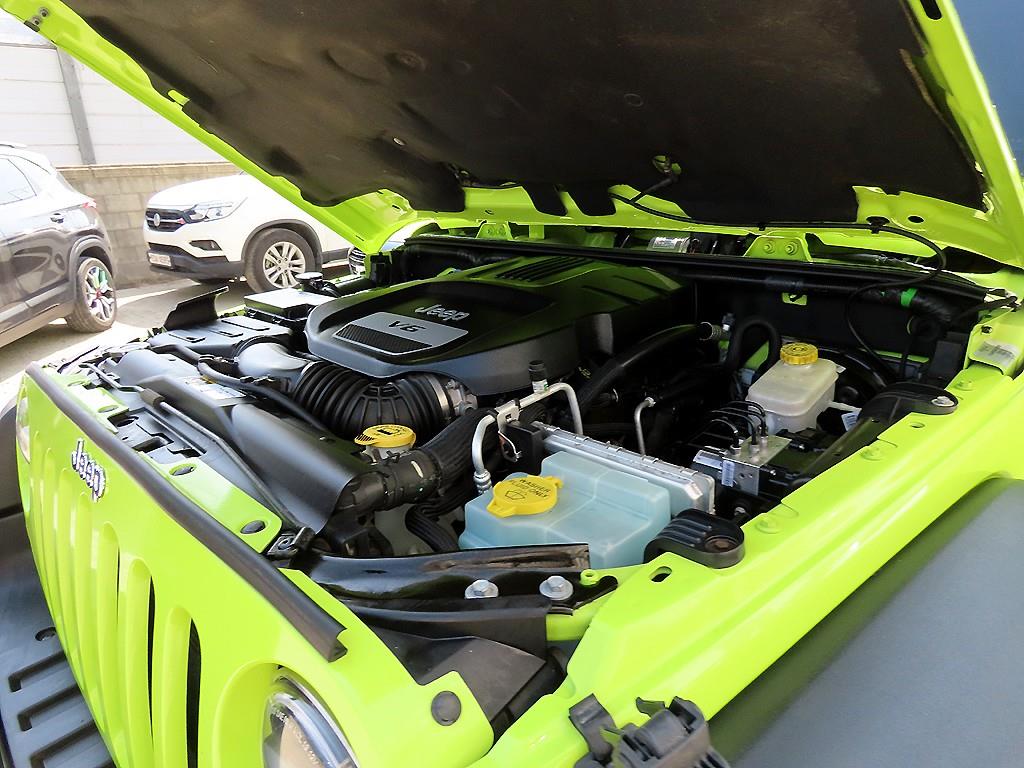 Jeep Wrangler 2016 Verde - Importación desde Corea - HF Imports Iquique - Foto 19