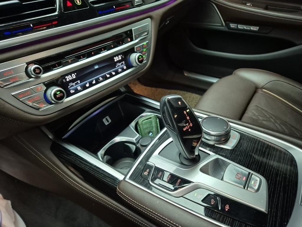 BMW 7 Series 2017 Negro - Importación desde Corea - HF Imports Iquique - Foto 15