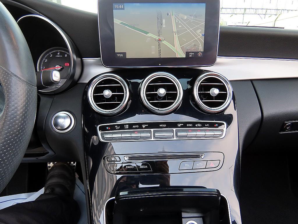 Mercedes Benz C Class 2017 Blanco - Importación desde Corea - HF Imports Iquique - Foto 16