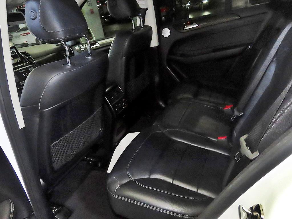 Mercedes Benz GLE Class - Vista 7