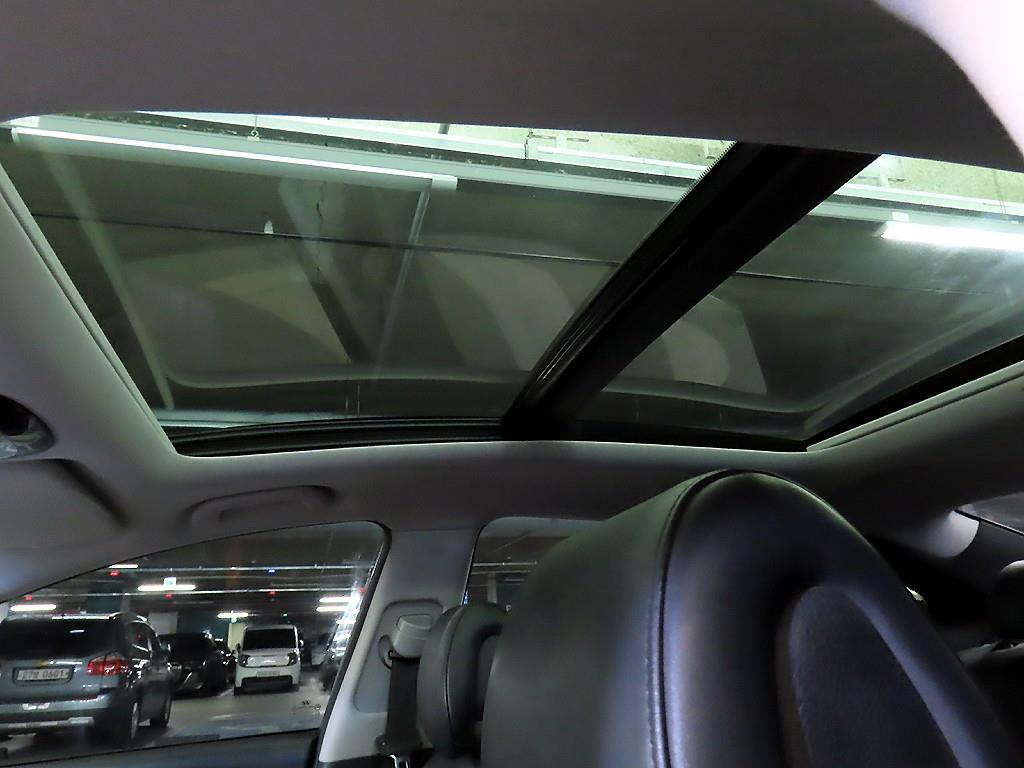 HYUNDAI Grandeur 2011 Blanco - Importación desde Corea - HF Imports Iquique - Foto 17