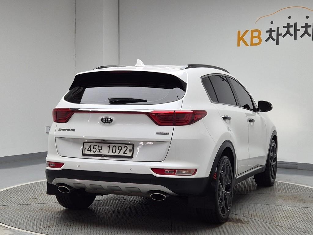 KIA Sportage - Vista 4