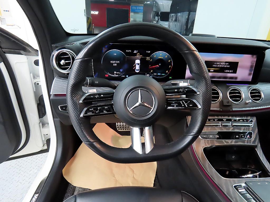 Mercedes Benz E class - Vista 9