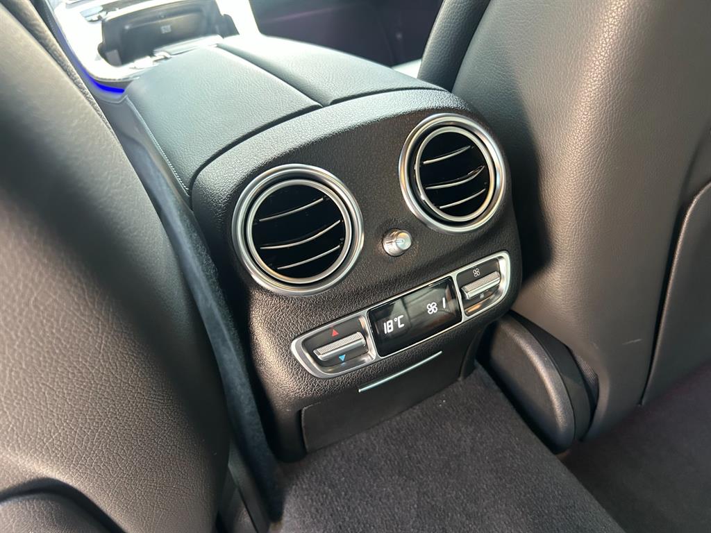 Mercedes Benz E class - Vista 11