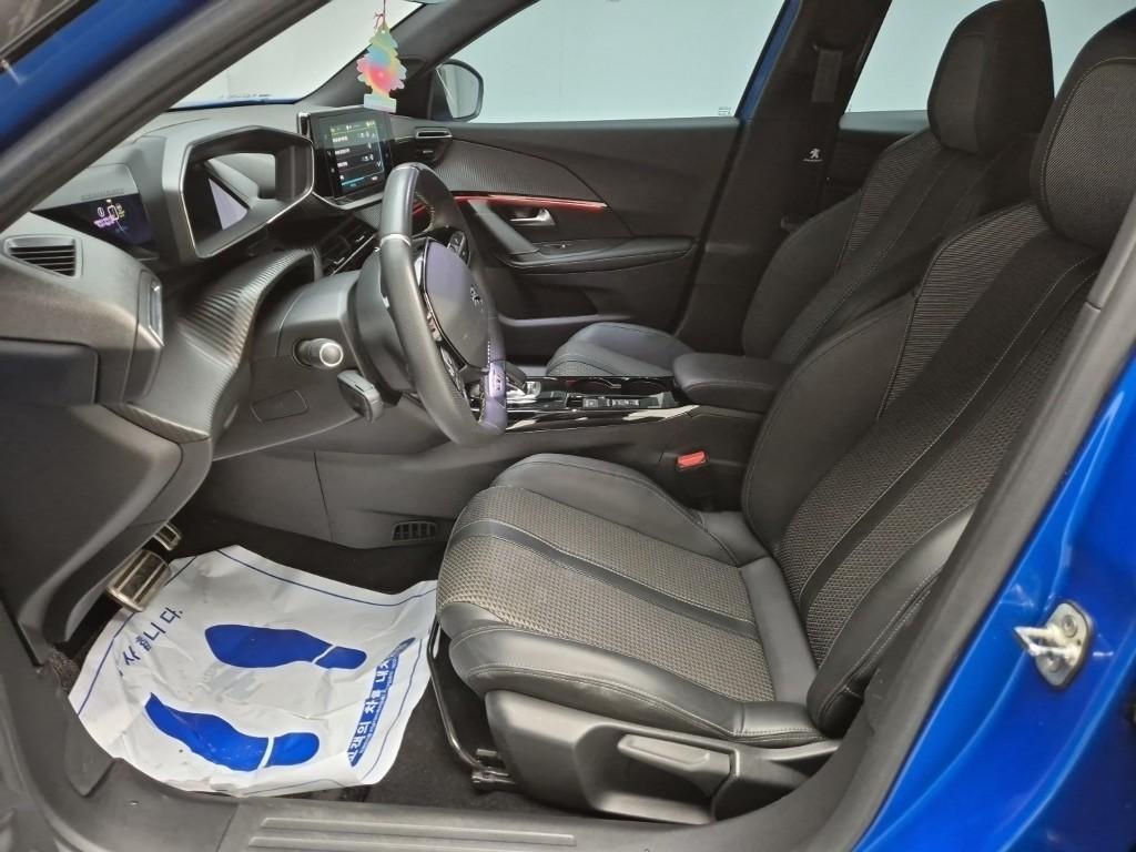 Peugeot 2008 - Vista 11