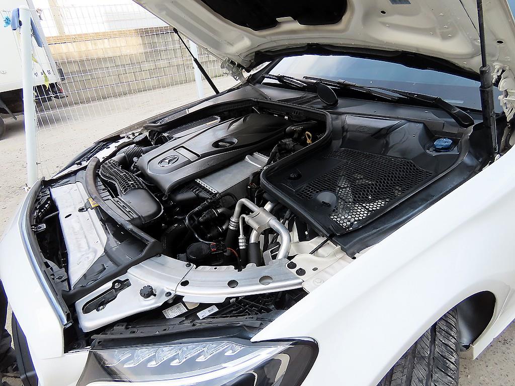 Mercedes Benz C Class 2017 Blanco - Importación desde Corea - HF Imports Iquique - Foto 19