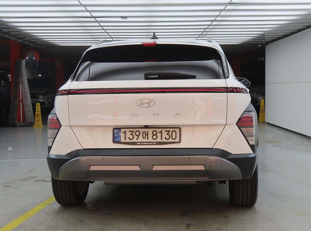 HYUNDAI Kona - Vista 3