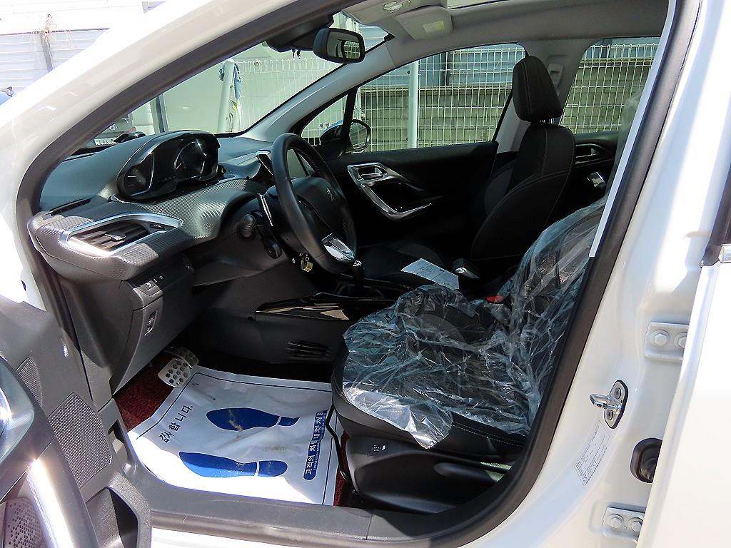 Peugeot 2008 - Vista 5