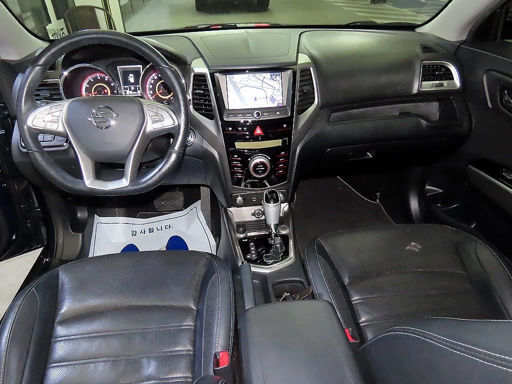 Ssangyong Tivoli - Vista 10