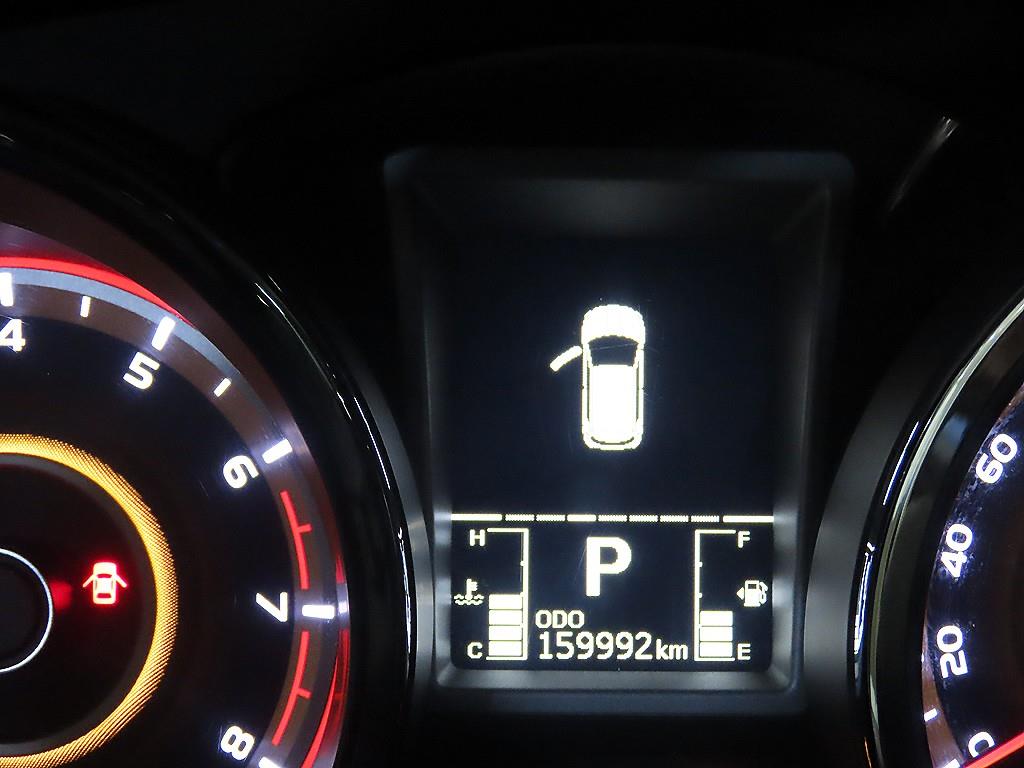 Ssangyong Tivoli - Vista 9