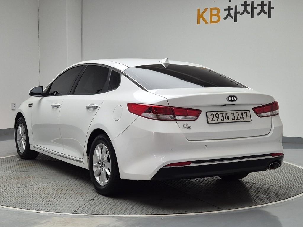 KIA K5 - Vista 4