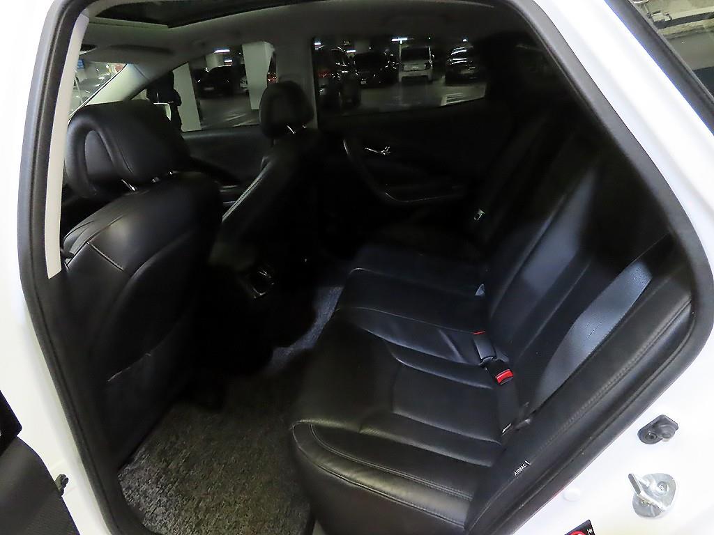 HYUNDAI Grandeur - Vista 7