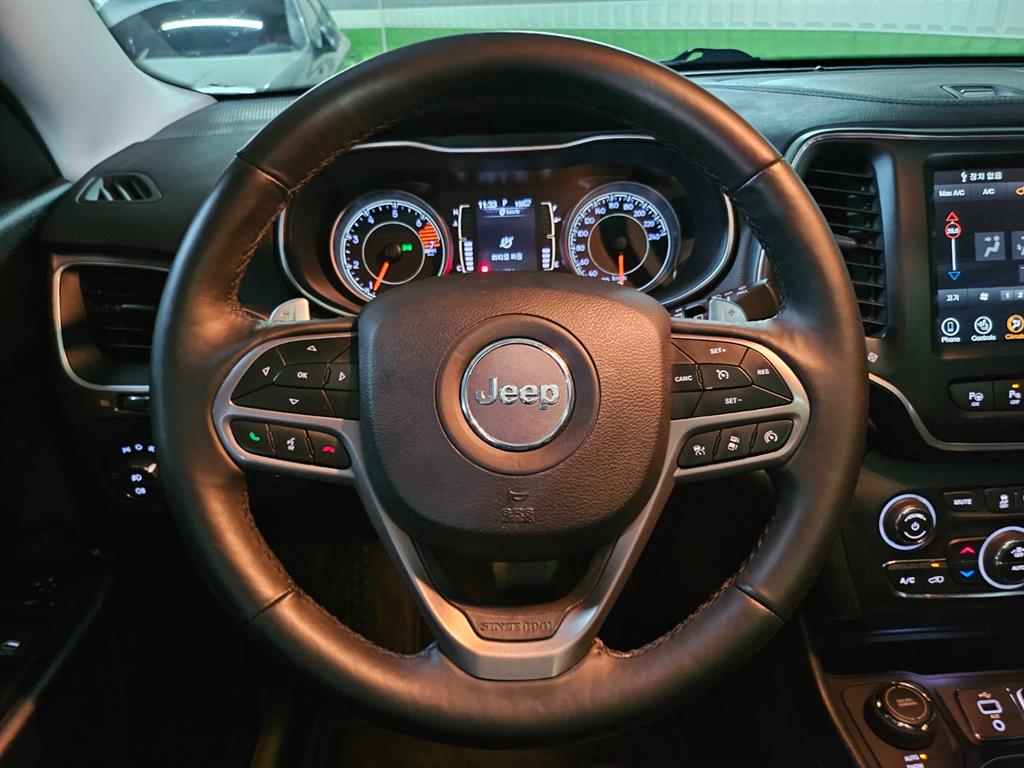 Jeep Cherokee - Vista 10