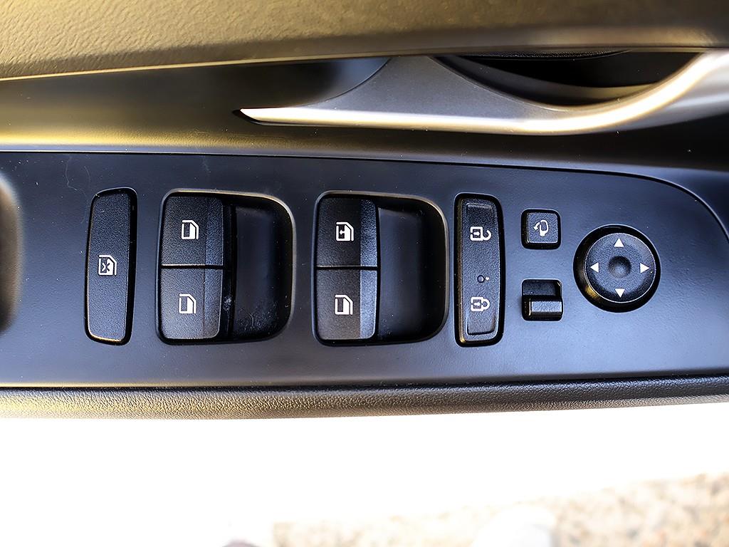 HYUNDAI Avante 2023 Blanco - Importación desde Corea - HF Imports Iquique - Foto 12