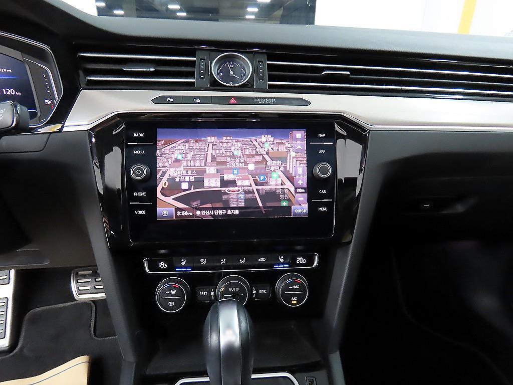Volkswagen Arteon 2020 Negro - Importación desde Corea - HF Imports Iquique - Foto 13