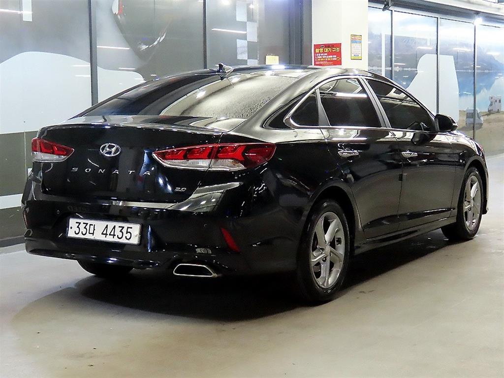 HYUNDAI Sonata - Vista 4