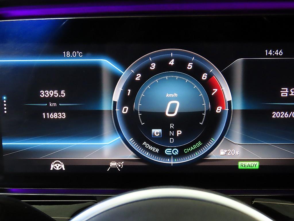 Mercedes Benz CLS Class - Vista 9