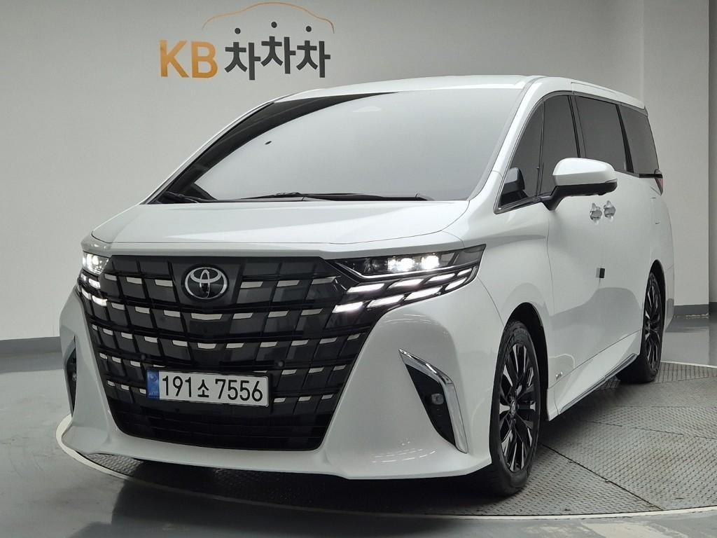 Toyota Alphard - Vista 2