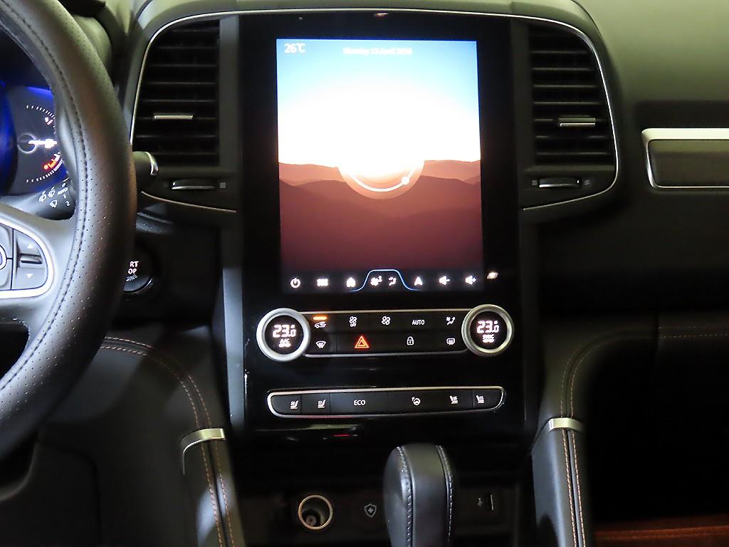 SAMSUNG QM6 - Vista 11