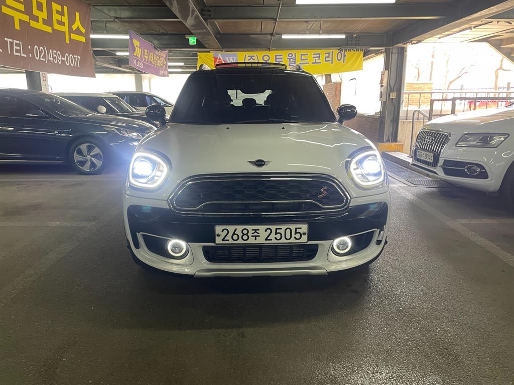 Mini Countryman 2020 Blanco - Importación desde Corea - HF Imports Iquique - Foto 1