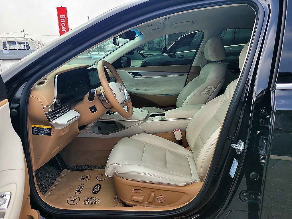 HYUNDAI Grandeur - Vista 6