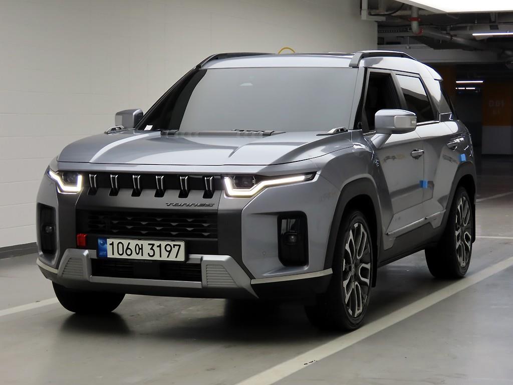 Ssangyong Torres 2023 Plateado - Importación desde Corea - HF Imports Iquique - Foto 1
