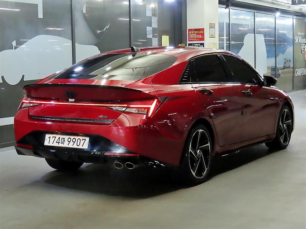 HYUNDAI Avante - Vista 4