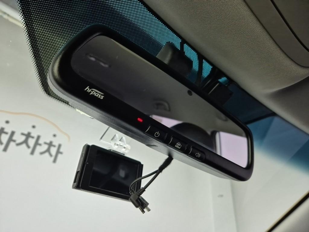 Ssangyong Tivoli - Vista 5